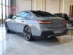 بي ام دبليو الفئة 7